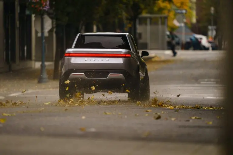 Rivian-R1T_01
