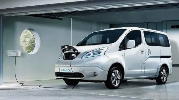 Furgoneta el&eacute;ctrica Nissan eNV200