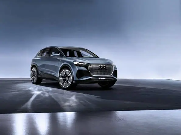 lateral Audi Q4 e-tron concept