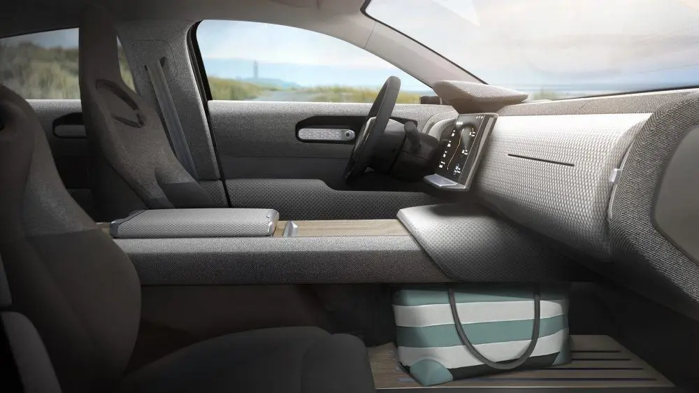 lightyear-one-interior