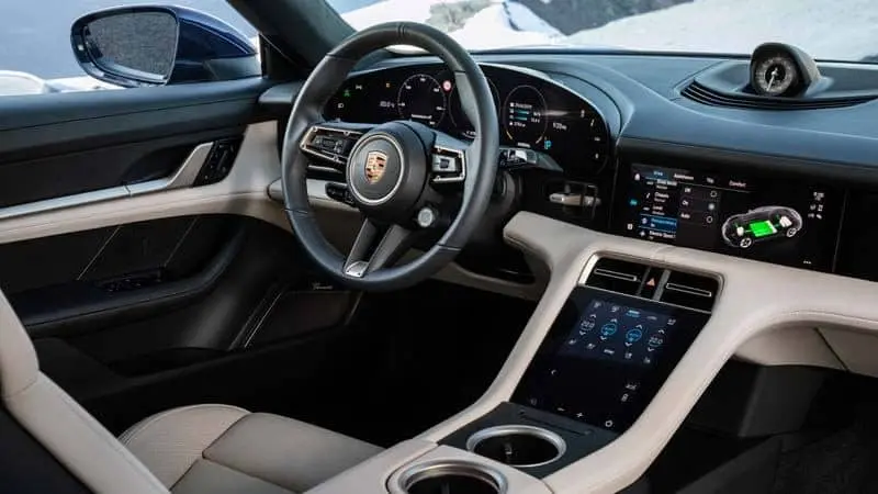 Foto del interior del Porsche Taycan