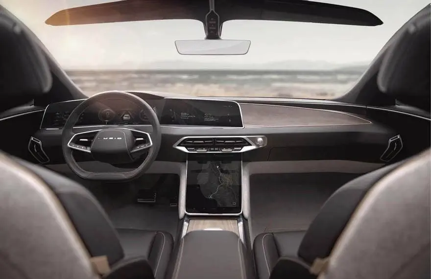 lucid-air-sedan-lujo-electrico_interior-plazas-delanteras