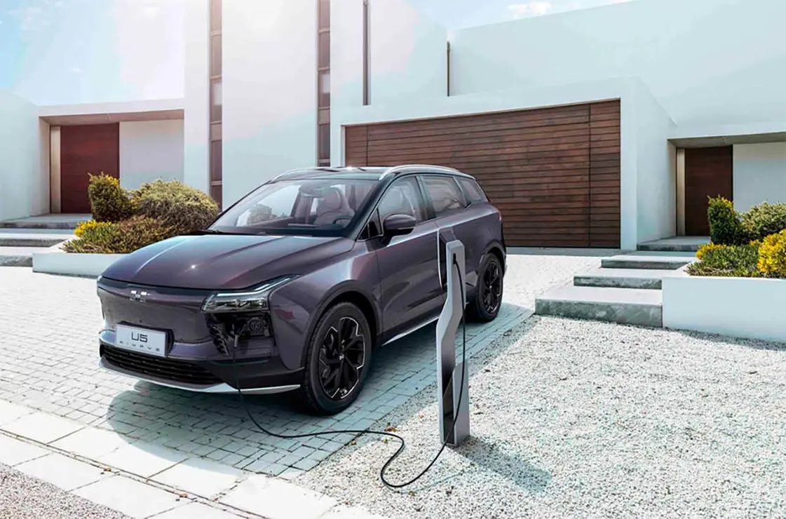 Foto del SUV el&eacute;ctrico Aiways U5