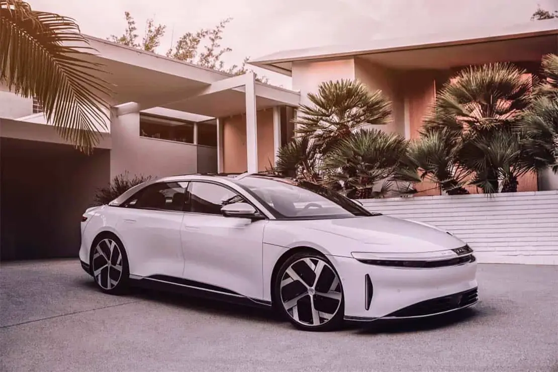 Foto de la berlina el&eacute;ctrica premium, Lucid Air