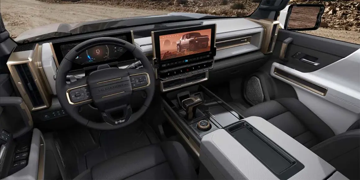 interior de la Hummer EV