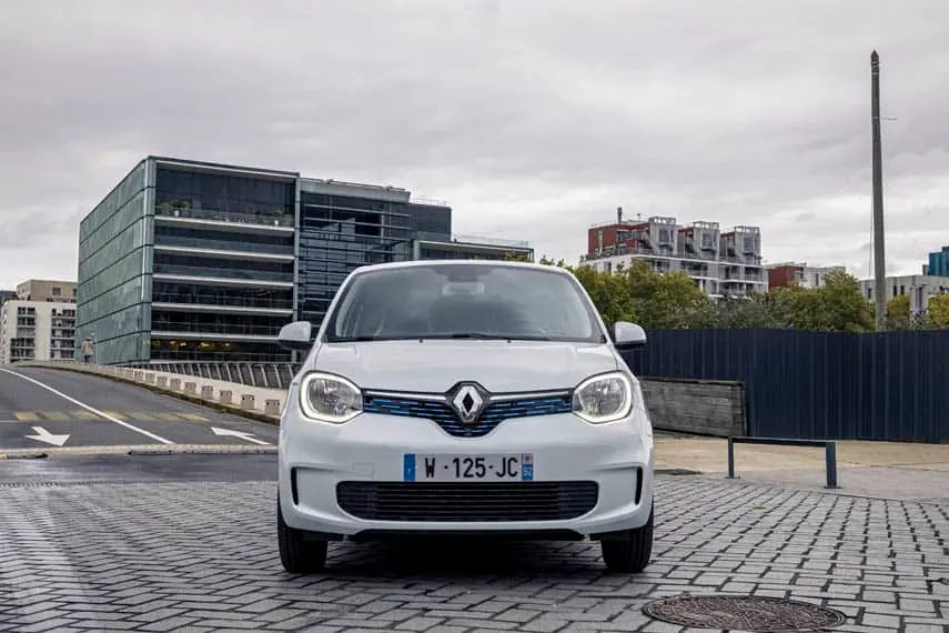 Renault-Twingo-electrico-frontral-ciudad