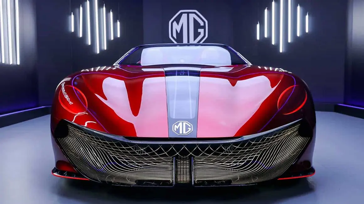 MG-Cyberster-frontal-magic-eye