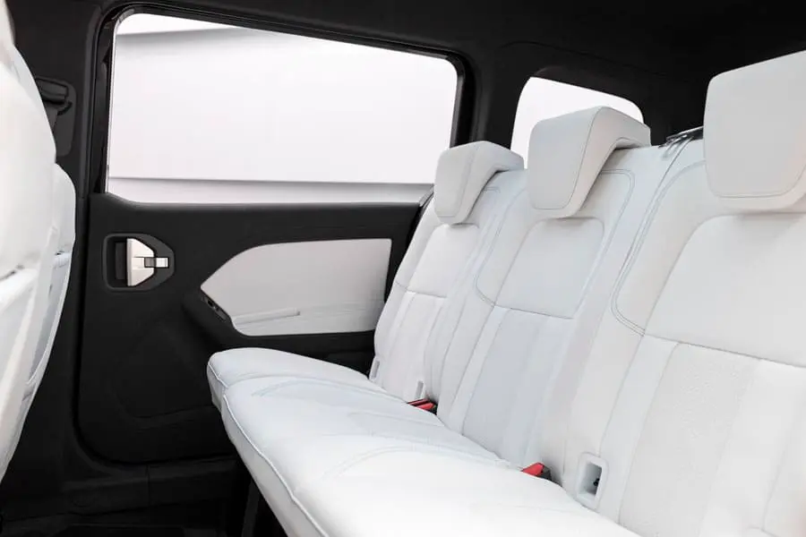 Mercedes-Benz-EQT_concept_asientos-traseros