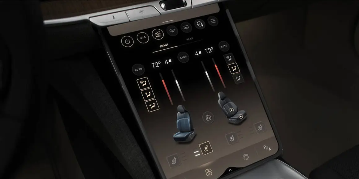 Interior-berlina-electrica-Lucid-Air_pantalla-Pilot-Panel