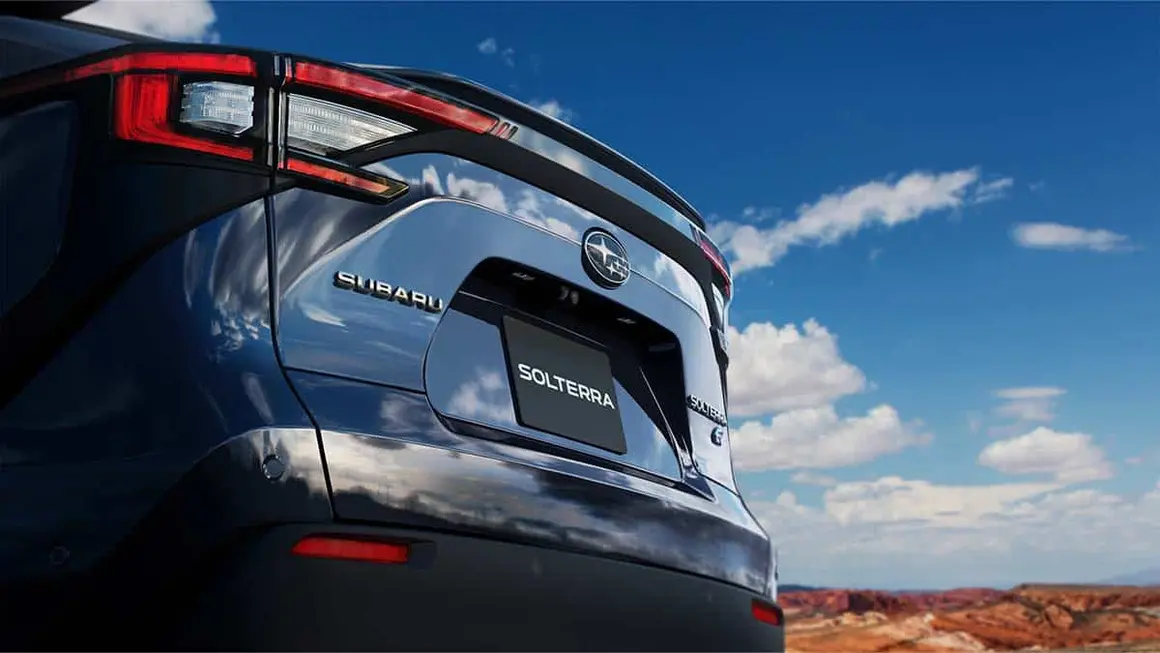 Parte trasera Subaru Solterra