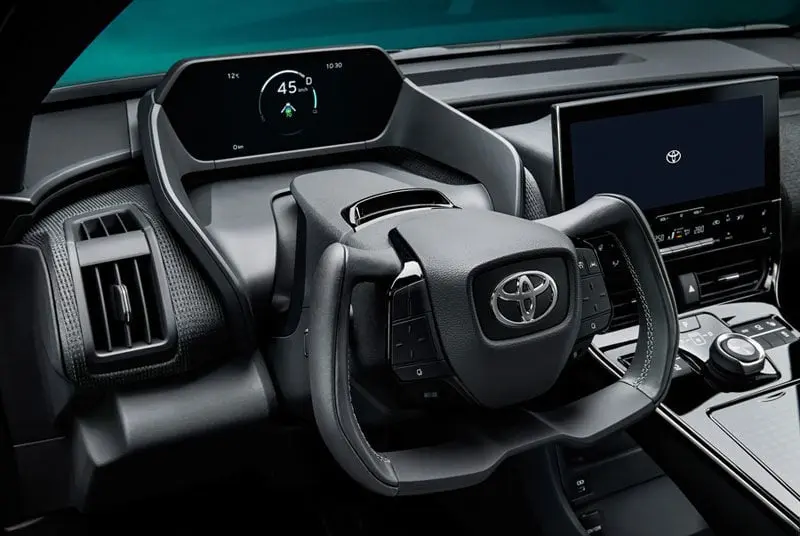 Toyota-bZ4X_interior-conductor-Yoke