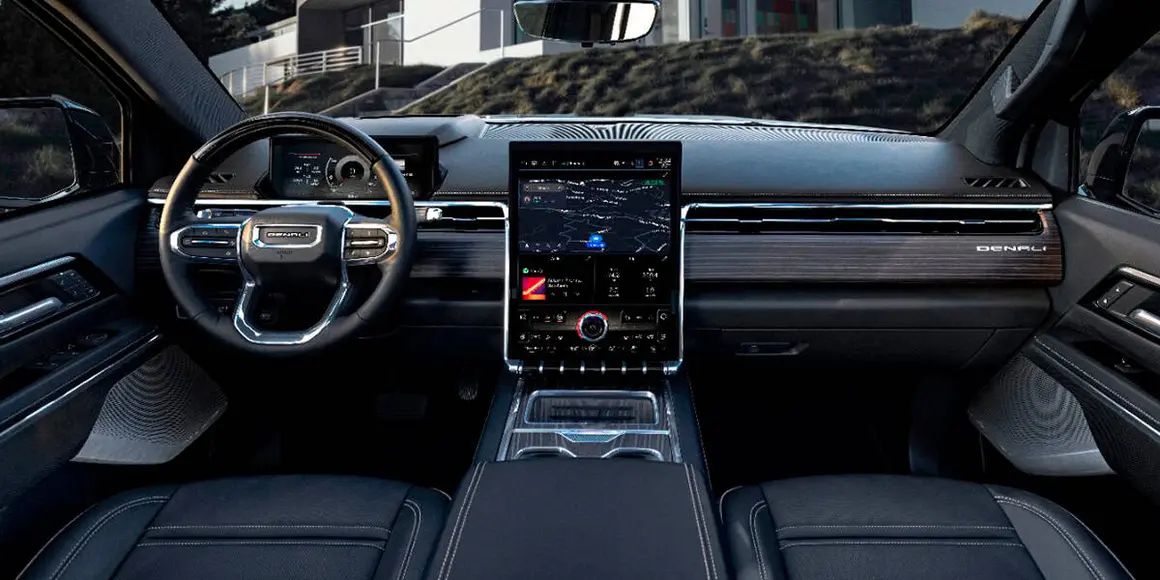 GM-Sierra-Denali-EV_Edition-1_interior-pantallas