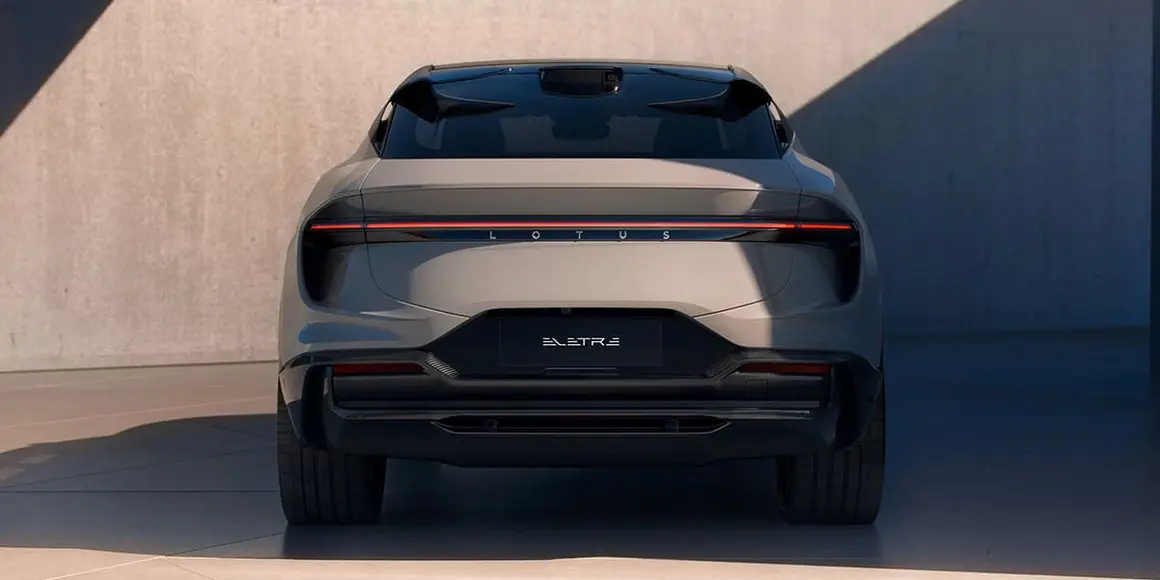 SUV-electrico-Lotus-Eletre_trasera