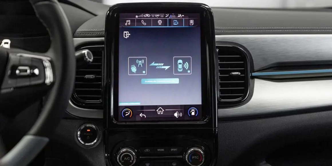 DR-1.0-EV_pantalla-central-interior