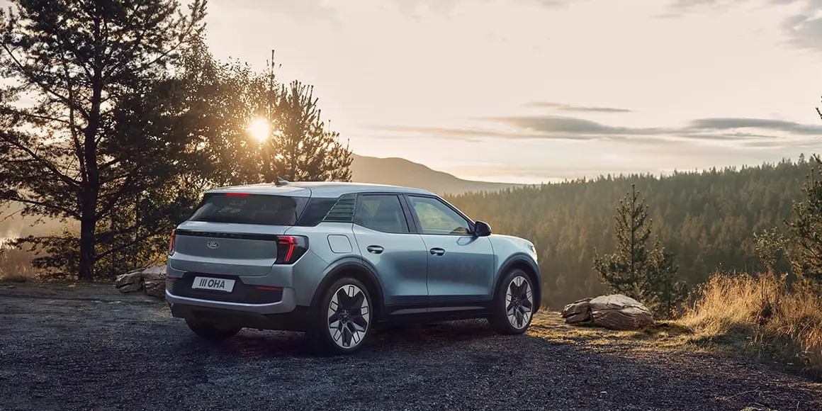 Ford-Explorer_bosque