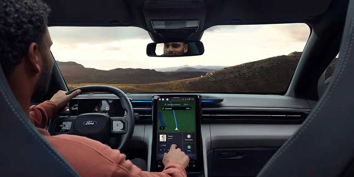 Ford-Explorer_interior-conduccion