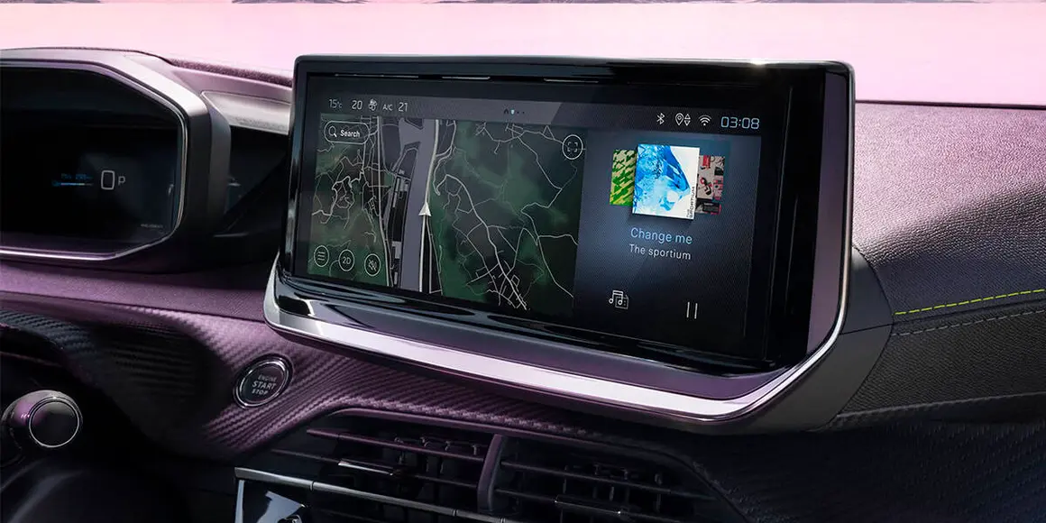 Peugeot-e-2008_interior-pantalla-central