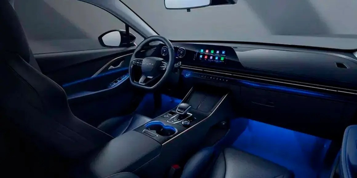 Omoda-5_interior
