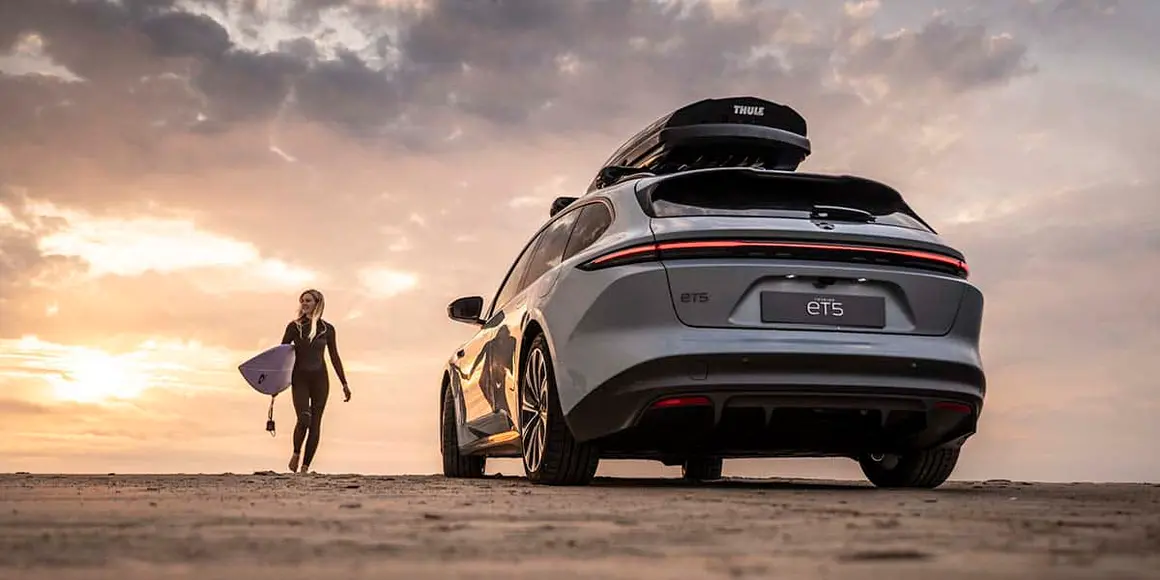 NIO-ET5-Touring_playa