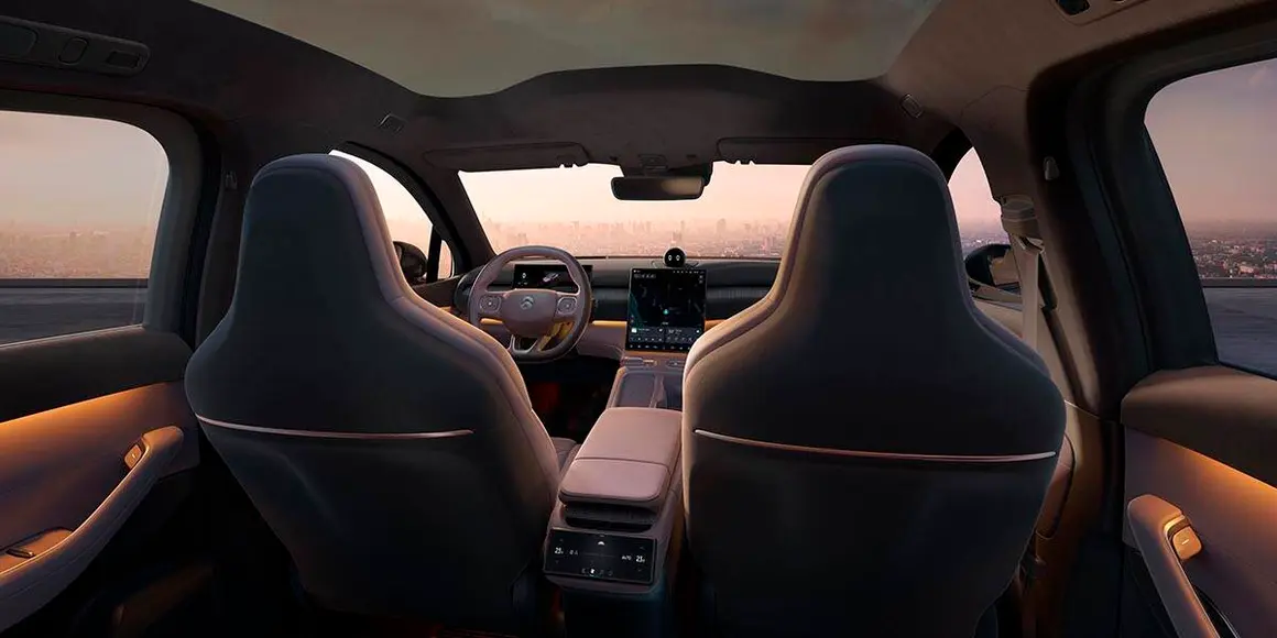 Nuevo-NIO-EC6_interior
