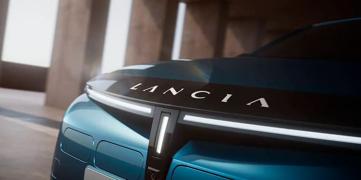 Lancia-Ypsilon_presentacion-oficial_logo