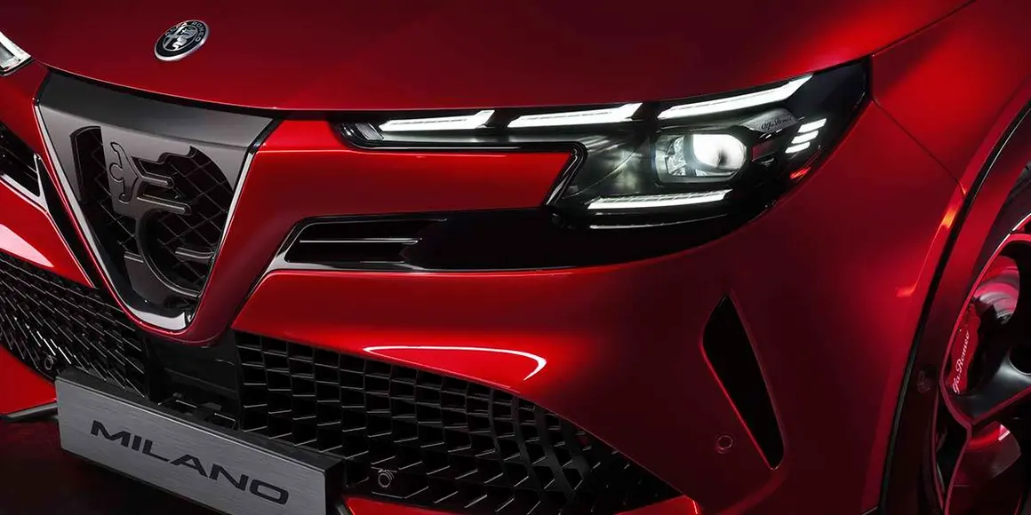 Alfa-Romeo-Milano_detalle-frontal