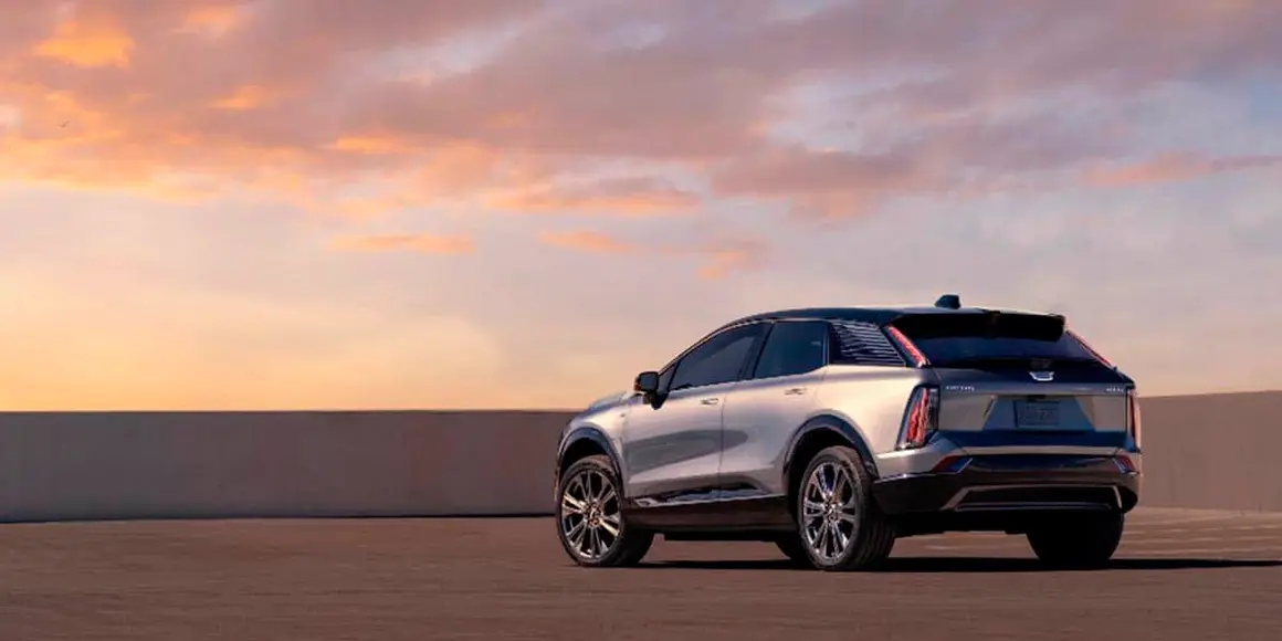Cadillac-OPTIQ-2025_trasera