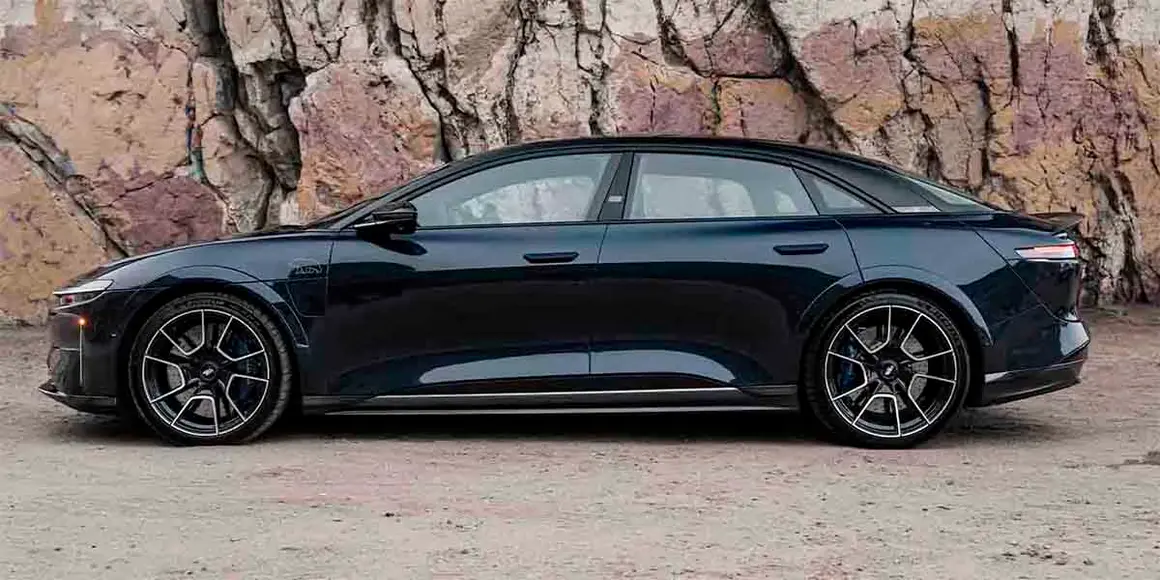 Lucid-Air-Sapphire_blindado_lateral