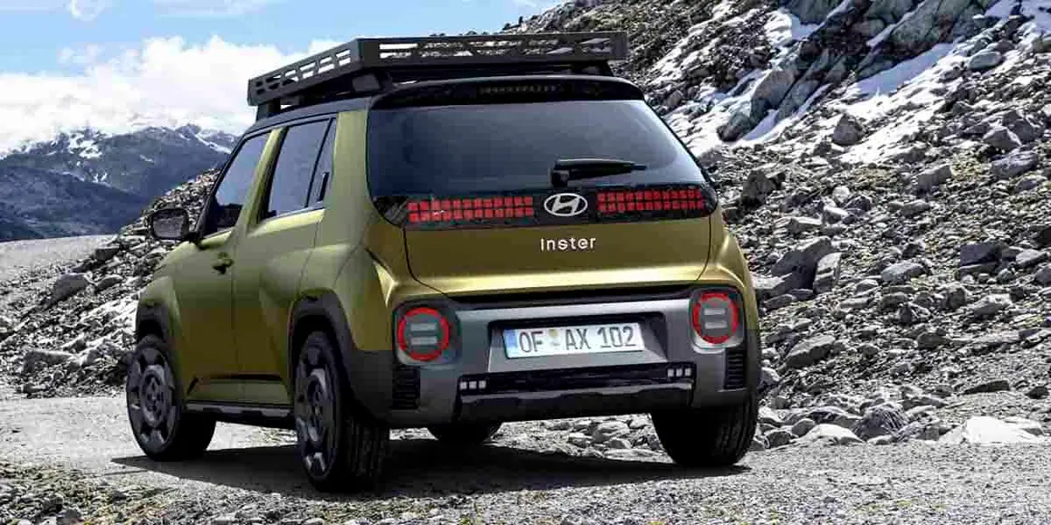 Hyundai-INSTER-Cross_trasera