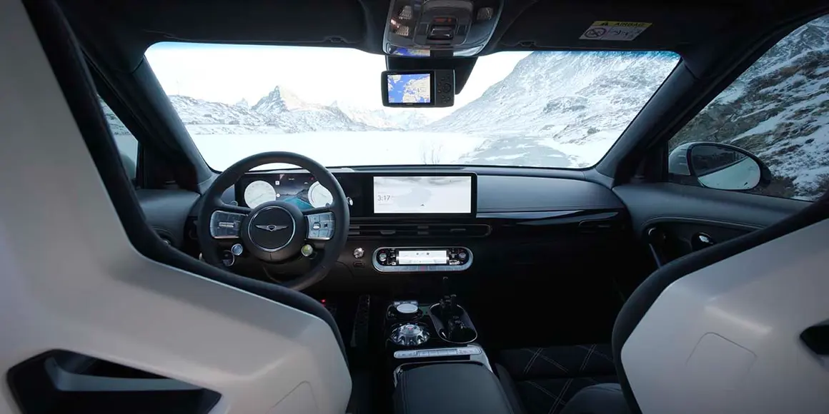 Genesis-GV60-MIV_interior