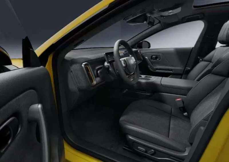 Interior del Leapmotor B05