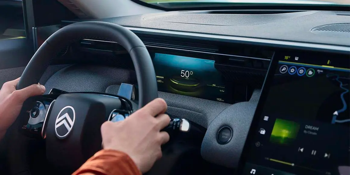 Citroen-e-C5-Aircross_interior3