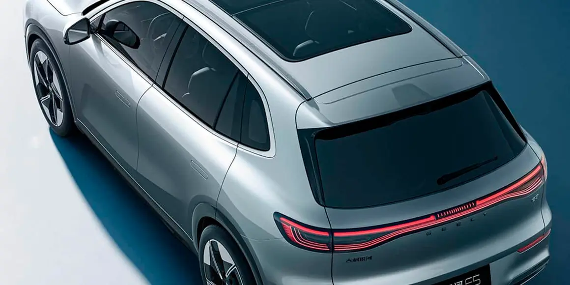 Vista del Geely E5 (vista a&eacute;rea)