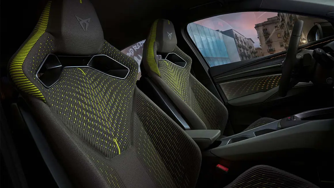 Asientos tipo bucket del CUPRA RAVAL
