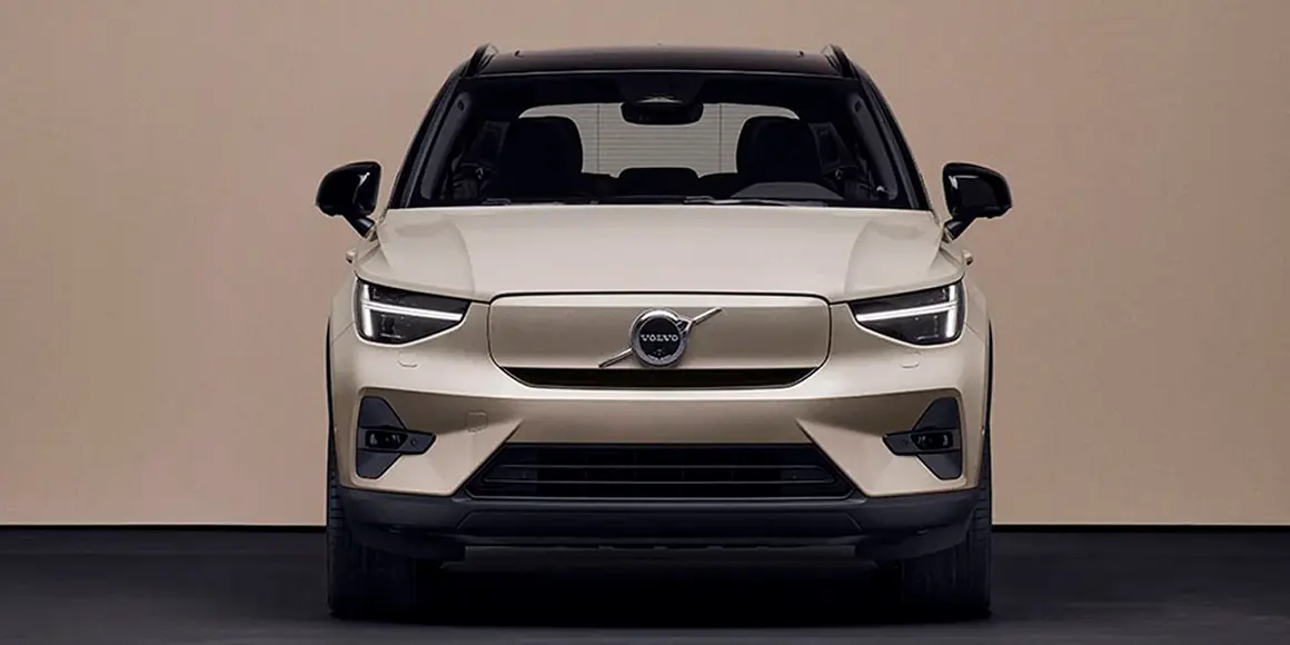 Volvo-EX40_frontal