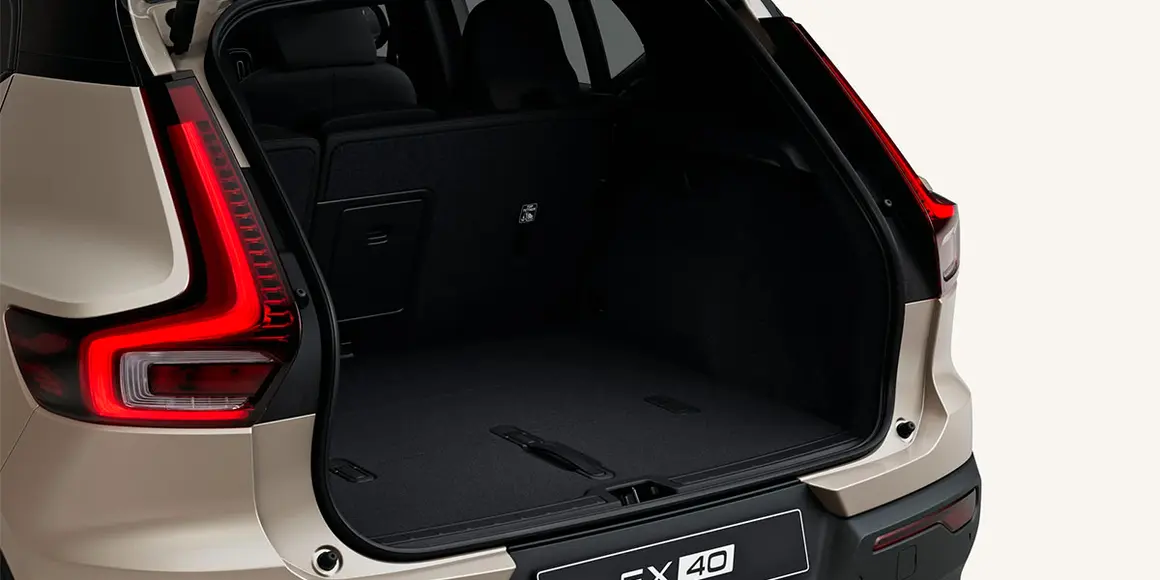 Volvo-EX40_maletero