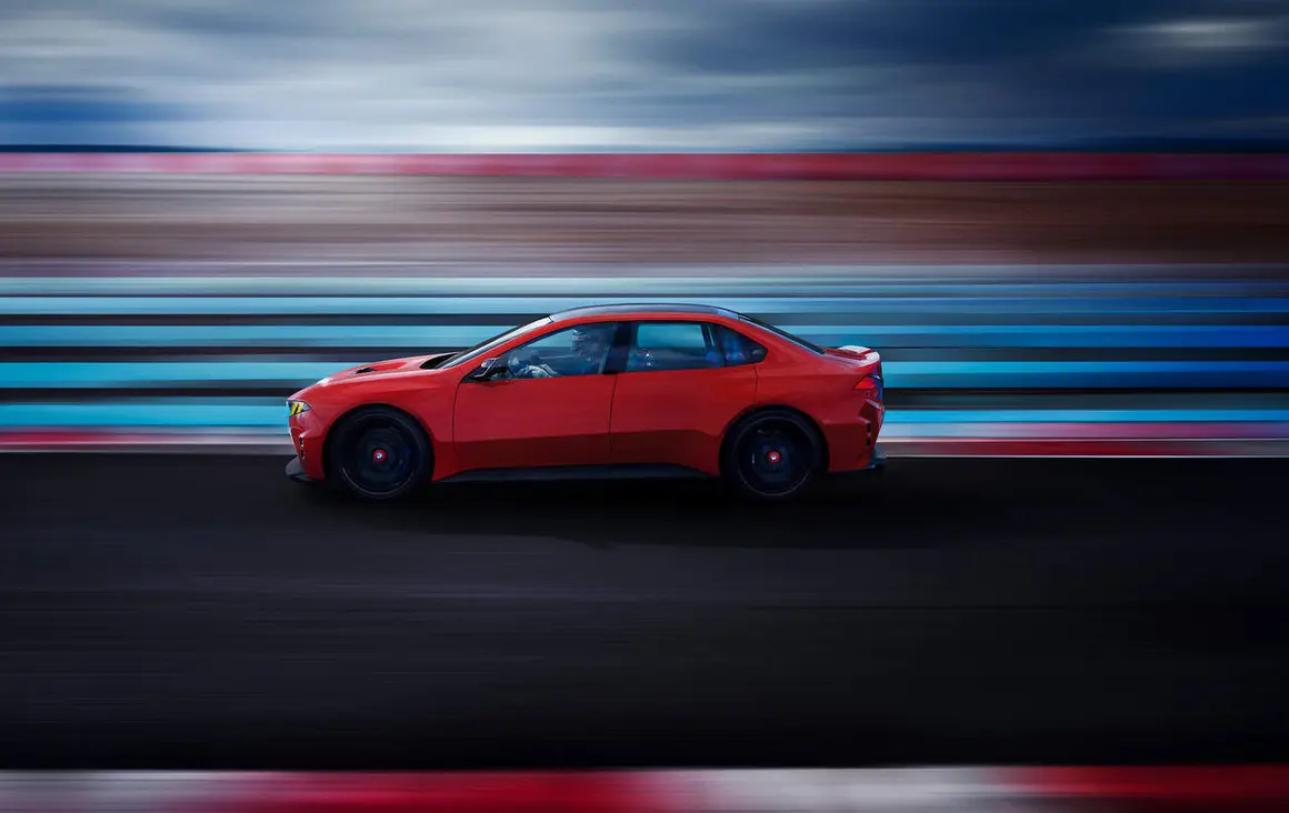 P90643940_highRes_bmw-m-concept-neue-k