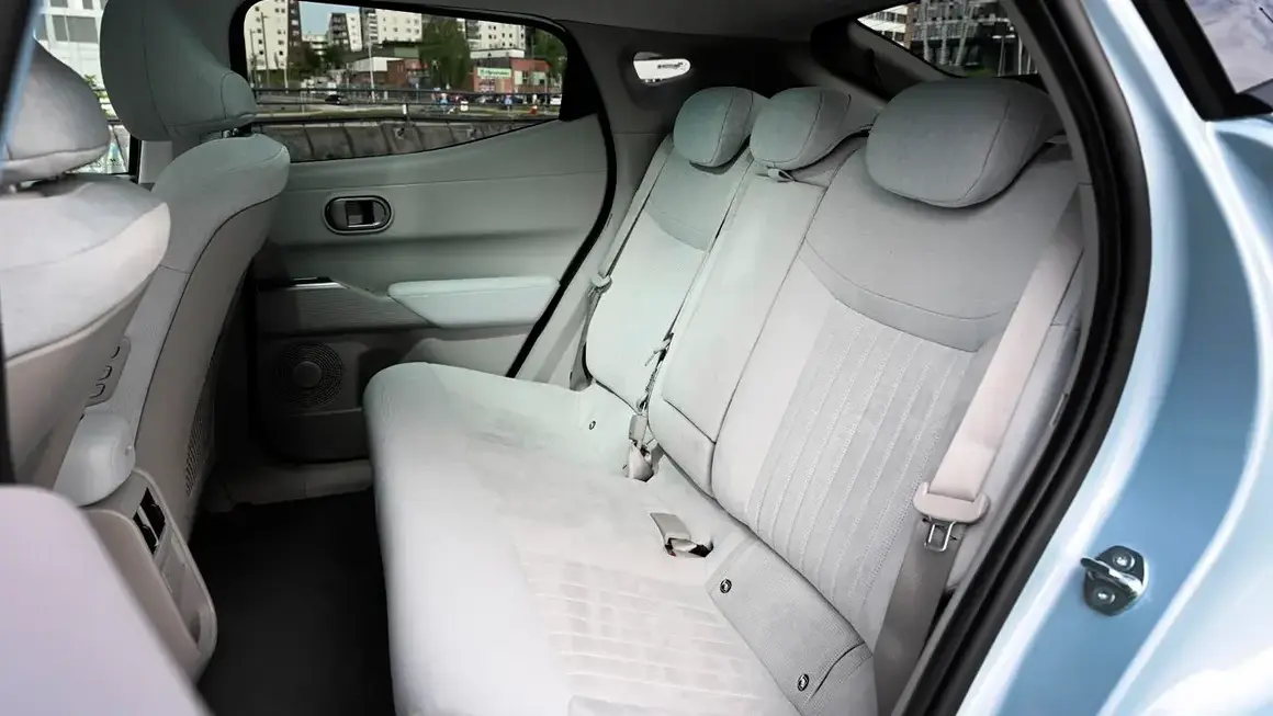 hyundai-ioniq-3-2026115092-1782990112_16