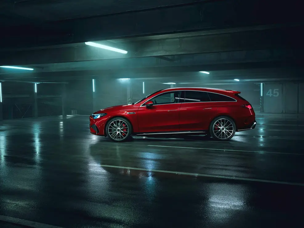 Der neue elektrische Mercedes-AMG CLA 45 4MATIC+.

Exterieur Farbe: Aqua-Mint Uni
Interior Polster: ARTICO/Microcut schwarz

Energieverbrauch kombiniert: 19,6‒17,4 kWh/100 km | CO₂-Emissionen kombiniert: 0 g/km | CO₂-Klasse: A

Die Angaben sind vorl&auml;ufig. Es liegen bislang weder best&auml;tigte Werte von einer amtlich anerkannten Pr&uuml;forganisation noch eine EG-Typgenehmigung noch eine Konformit&auml;tsbescheinigung mit amtlichen Werten vor. Abweichungen zwischen den Angaben und den amtlichen Werten sind m&ouml;glich. 

The new Mercedes-AMG CLA 45 4MATIC+ electric.

Exterior color: Aqua-mint non-metallic
Interior: ARTICO Microcut Black

Energy consumption combined: 19.6&ndash;17.4 kWh/100 km | Combined CO₂ emissions: 0 g/km | CO₂ class: A

The figures are provisional. To date, there are no confirmed figures from an officially recognised testing organisation, nor is there an EC type-approval or a certificate of conformity containing official figures. There may be discrepancies between the figures provided and the official figures.