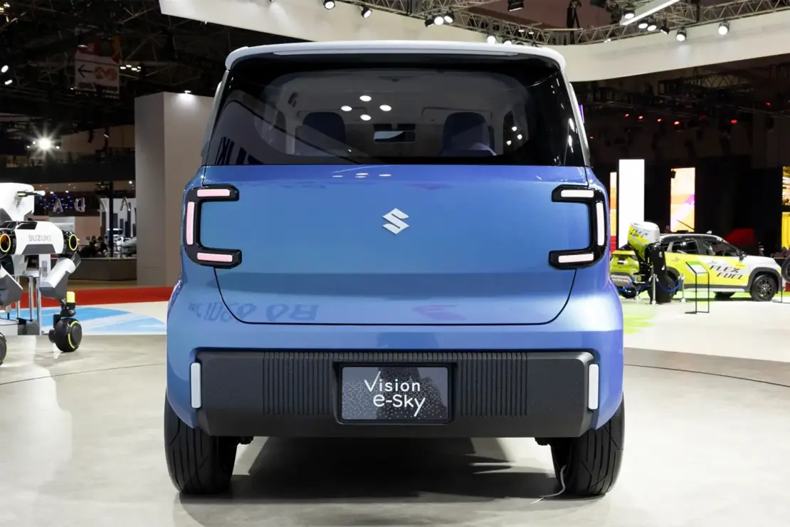 Suzuki-vision-e-sky-trasera