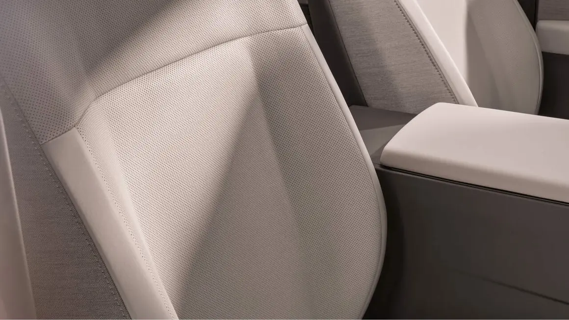 Range-Rover-GT_SEAT_BASE_220726 (1)