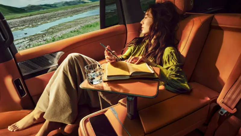 xpeng_g9l_interior-7-800x450