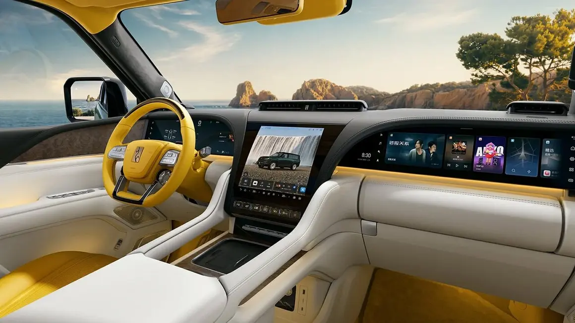 Interior del Yangwang U8L