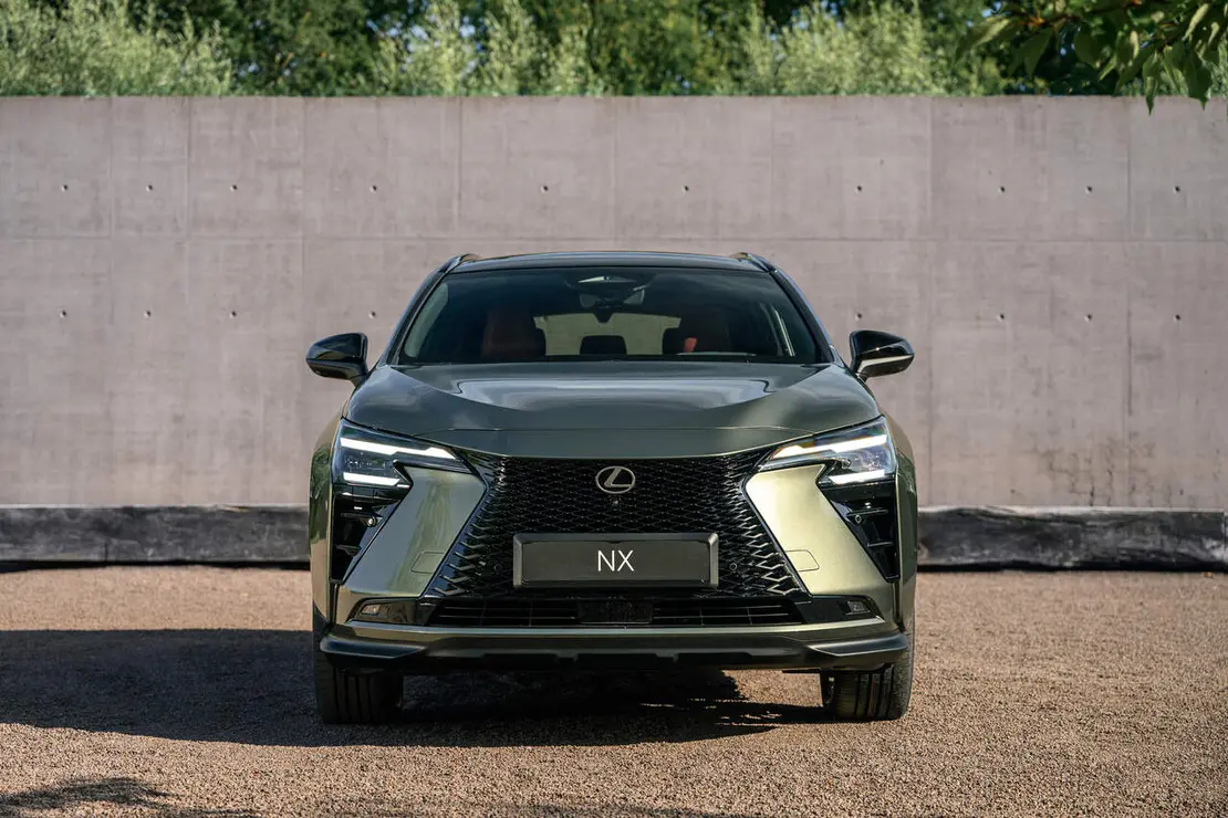 Lexus nx350h Luxury - Vist frontal