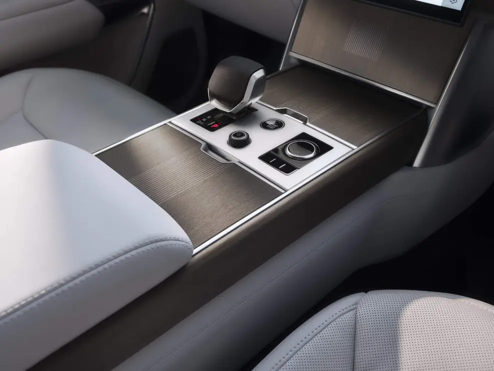 Ranger Rover Electric - Detalle interior