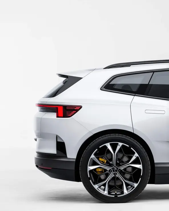 Original-5820-8polestar-260630-3079-v004