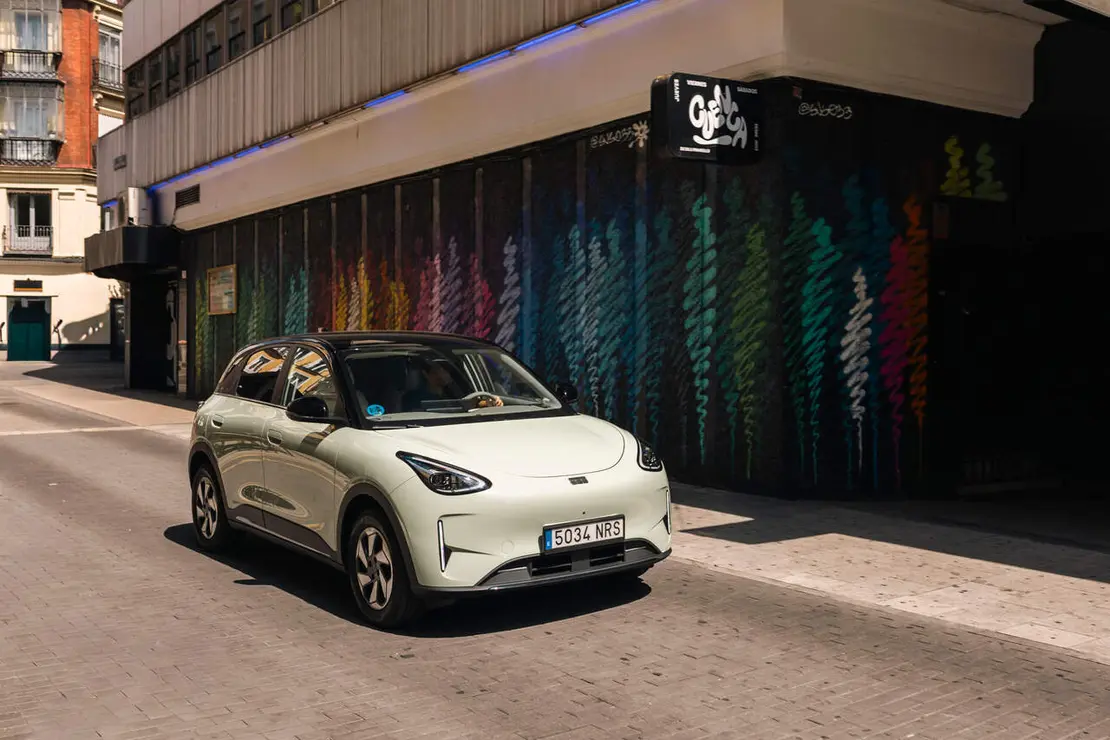 Geely E2 - circulando por Madrid
