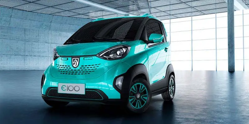 Coche el&eacute;ctrico econ&oacute;mico Baojun E100