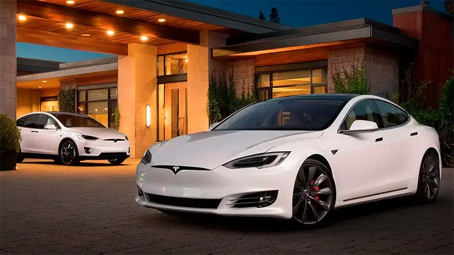 Imagen del Tesla Model S y del Tesla Model X