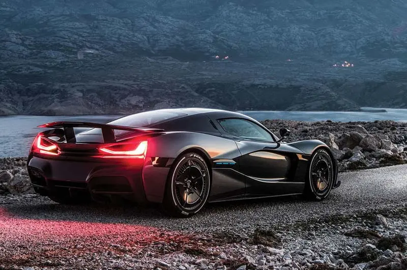 Rimac C_Two-parte-trasera